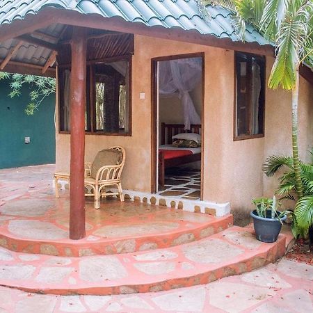 Kijani Cottages Diani Diani Beach Eksteriør billede