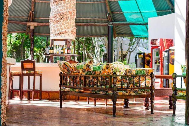 Kijani Cottages Diani Diani Beach Eksteriør billede