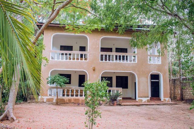 Kijani Cottages Diani Diani Beach Eksteriør billede