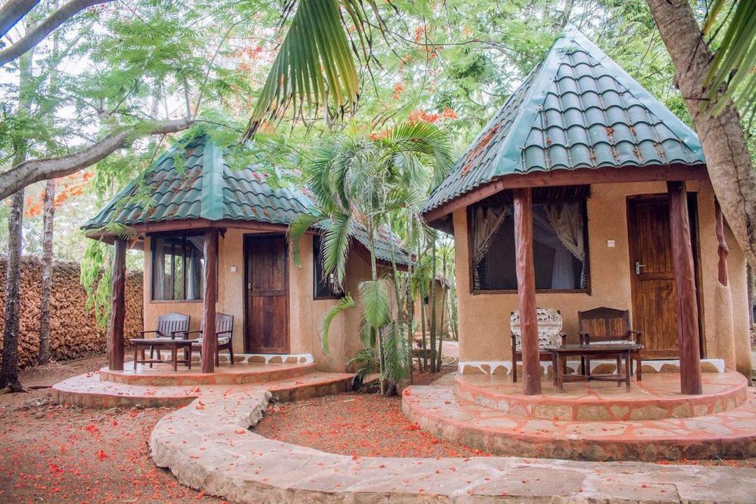 Kijani Cottages Diani Diani Beach Eksteriør billede