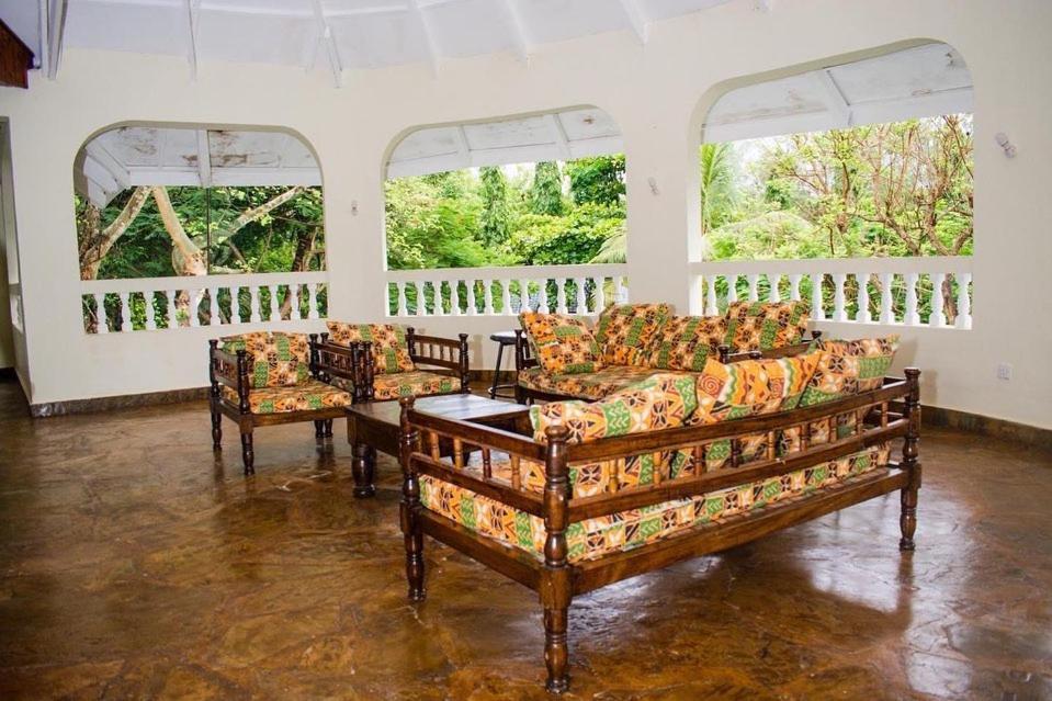 Kijani Cottages Diani Diani Beach Eksteriør billede